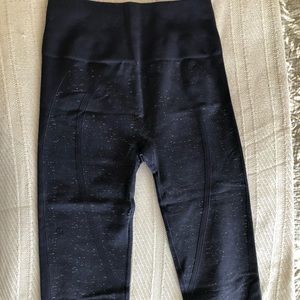 Lululemon Compression Capris Size 1 Navy
